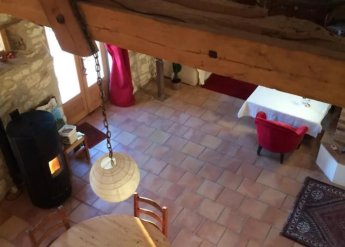 Stone House, Terraced Garden And Pool Prázdninový dům *