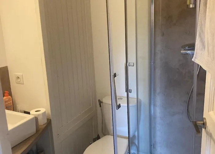 Stone House, Terraced Garden And Pool Prázdninový dům *