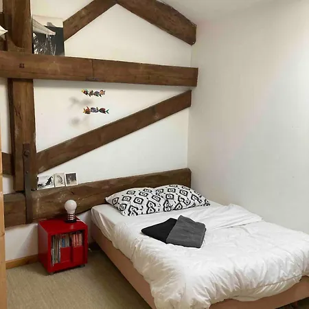 度假居 Stone House, Terraced Garden And Pool