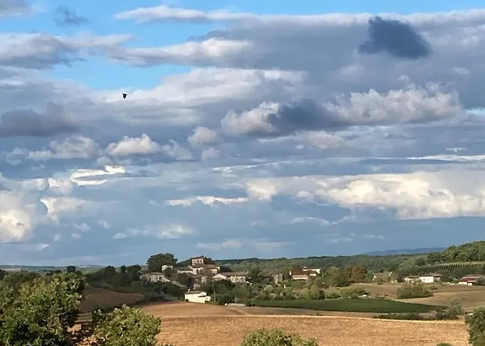 بيت للعطل Stone House, Terraced Garden And Pool Saint-Beauzile