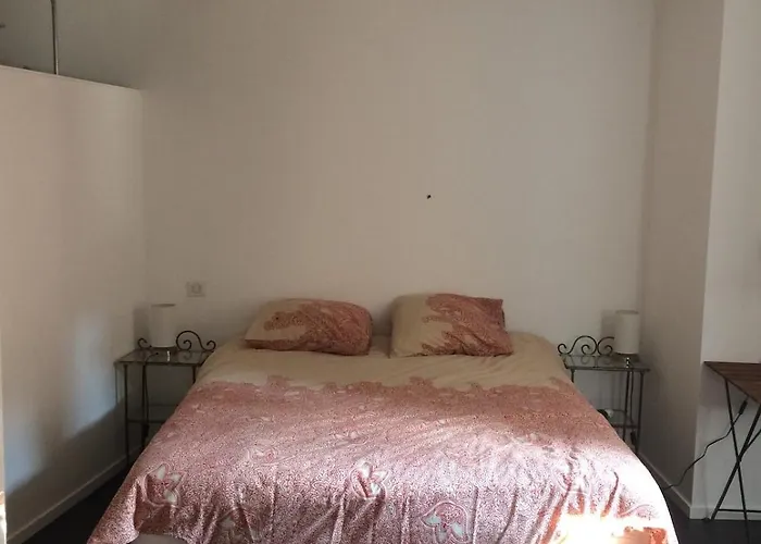 Stone House, Terraced Garden And Pool بيت للعطل Saint-Beauzile