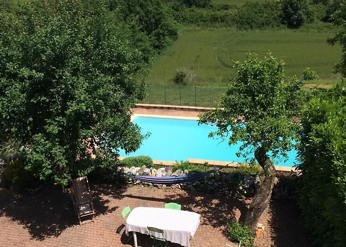 بيت للعطل Stone House, Terraced Garden And Pool Saint-Beauzile